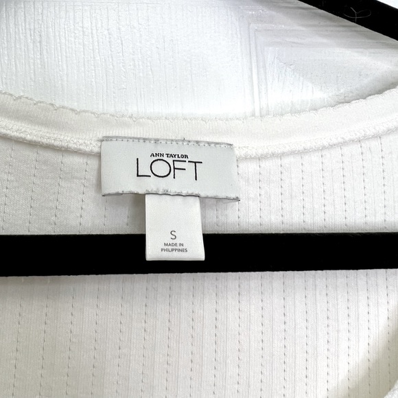Ann Taylor Loft Small Cream Long Sleeve - Picture 2 of 3